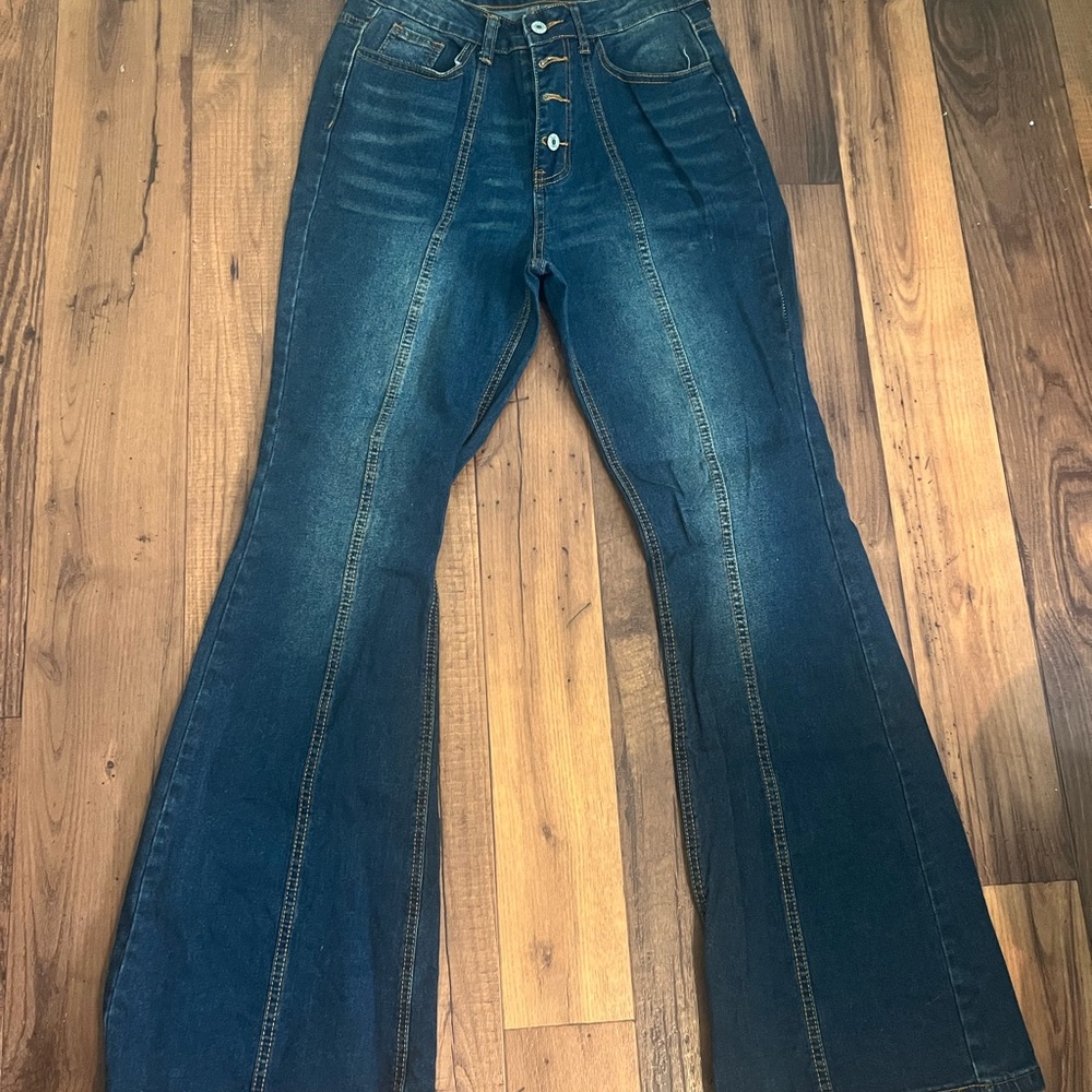 Women's Flared Blue Jeans